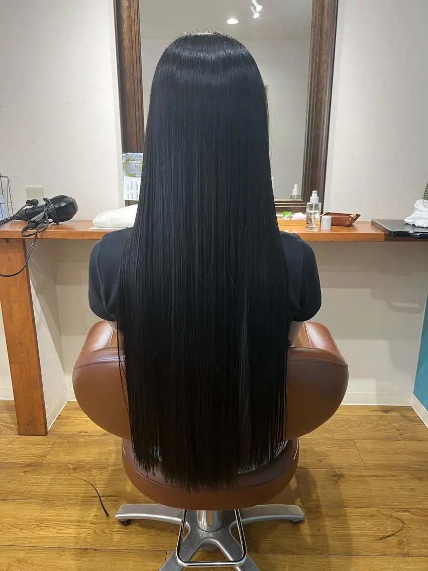 カット+次世代型髪質改善カラー【NOA】の写真