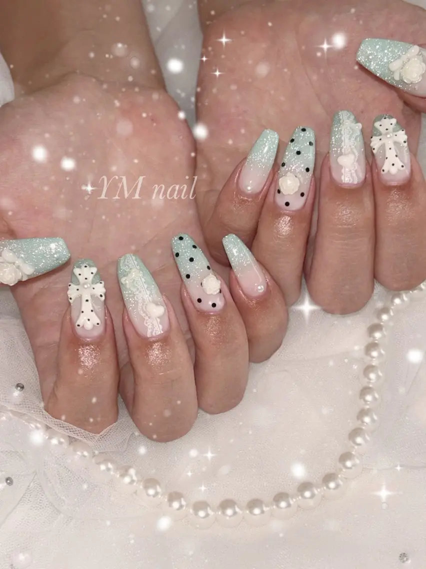 ネイル ドット フラッシュネイル グリーン ハート レース ハンドネイル YM nailのネイルデザイン
