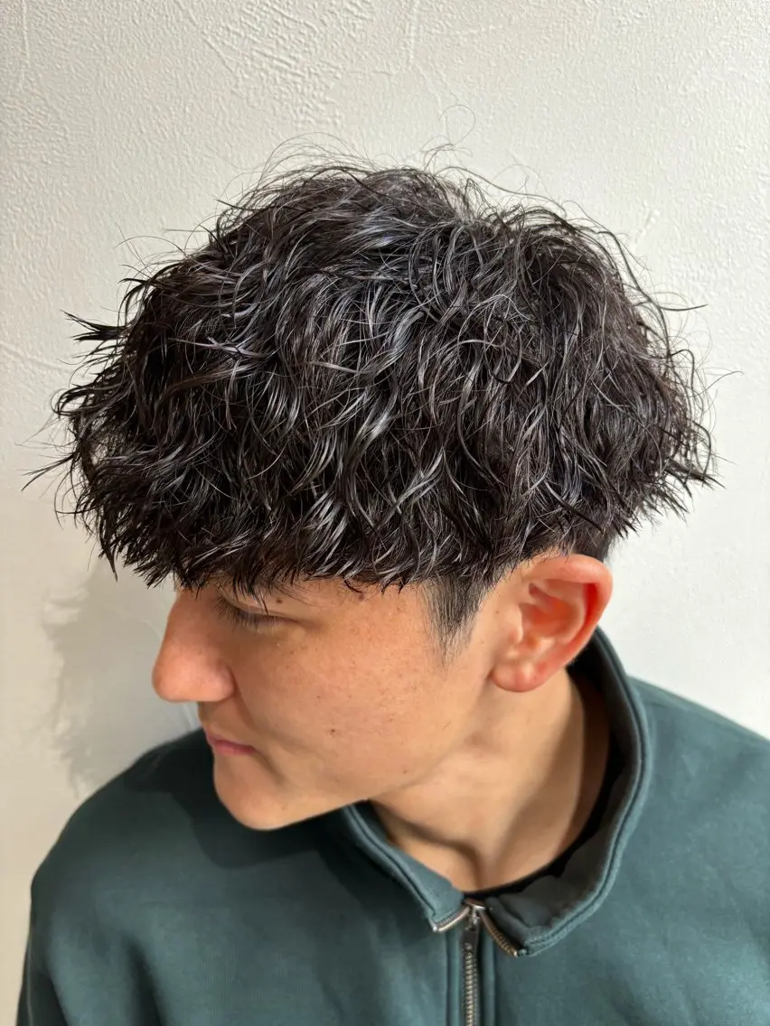 ショート パーマ メンズ メンズパーマ ツイストスパイラルパーマ スパイラルパーマ ボブ/レイヤー /河内温太のヘアスタイル