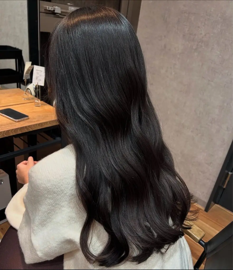 ロング カラー ヘアカラー トリートメント nanako /レイヤーカットのヘアスタイル