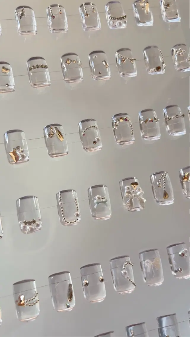 ネイル アートネイル ハンドネイル vérite nailのネイルデザイン