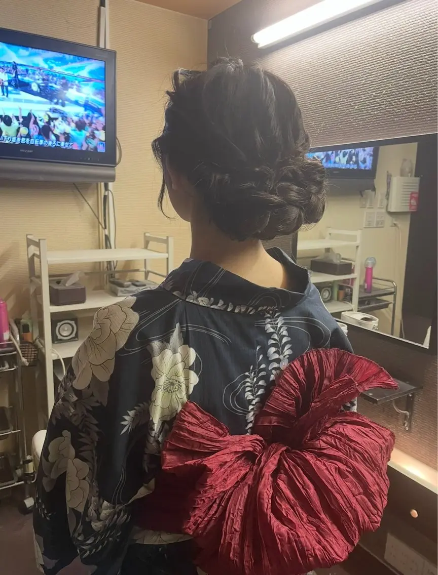セミロング ヘアアレンジ セット&メイク RICK trickのヘアスタイル