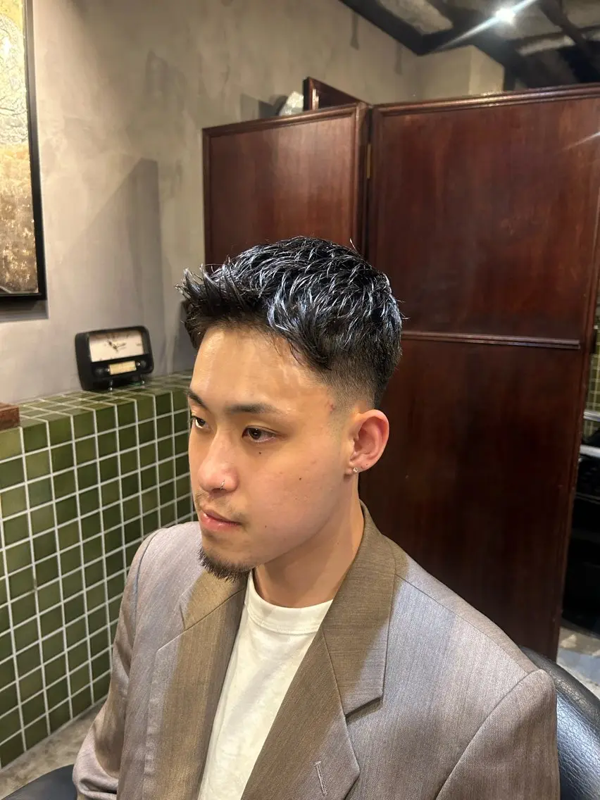 ショート メンズ フェードカット 大崎 慎也のヘアスタイル