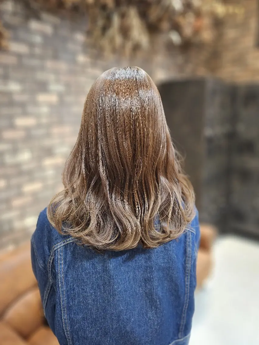 セミロング カラー ヘアアレンジ カット ヘアカラー トリートメント ✨艶髪✖癒し✨🍀 miyazawaのヘアスタイル