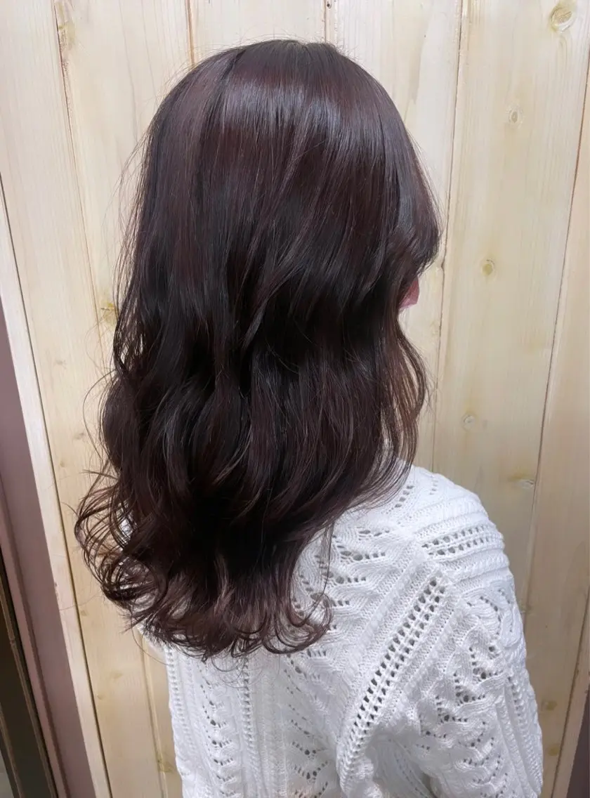 カラー ブリーチ ブラウンカラー カシス ブリーチなしカラー ayaka |トレンドヘアのヘアスタイル