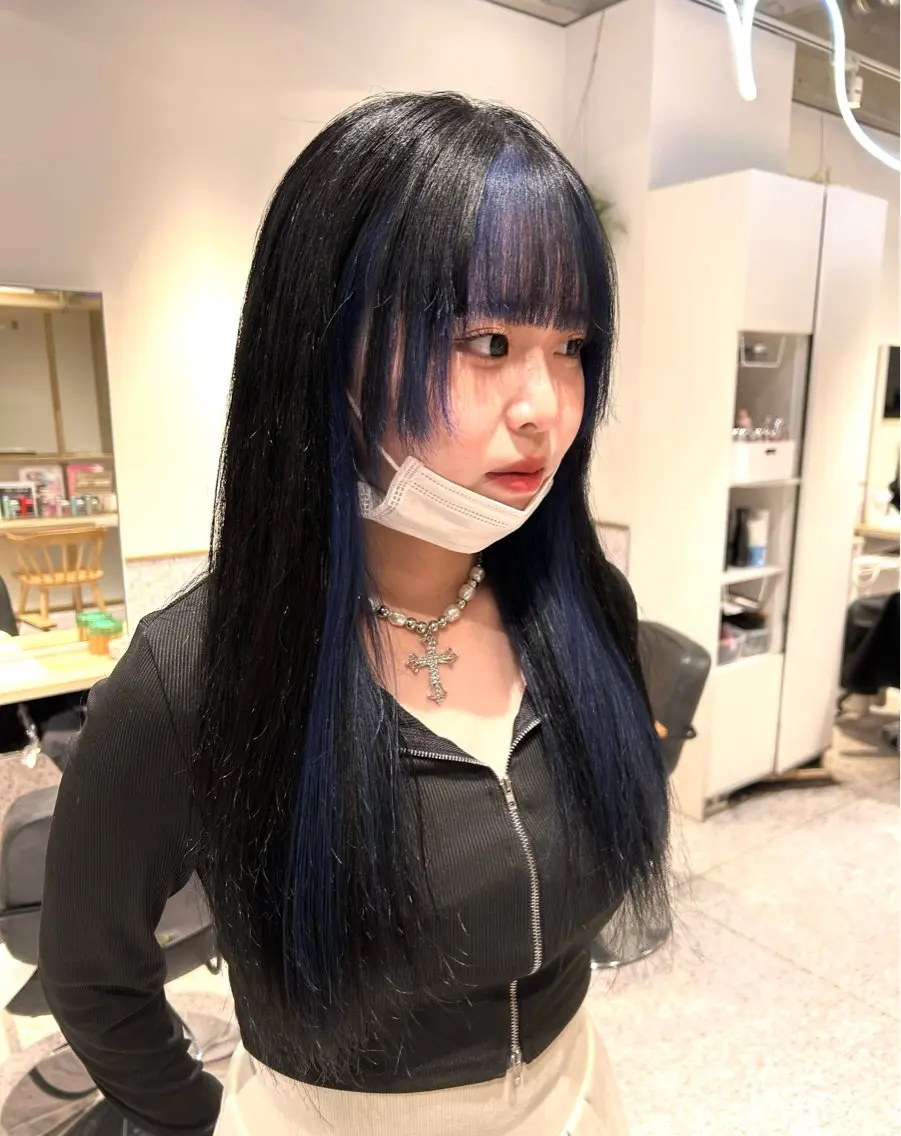 カラー ダブルカラー イヤリングカラー ハイトーンカラー インナーカラー 髪質改善 ヘアカラー ♡透明感カラー★ ネイル/しの♡のヘアスタイル