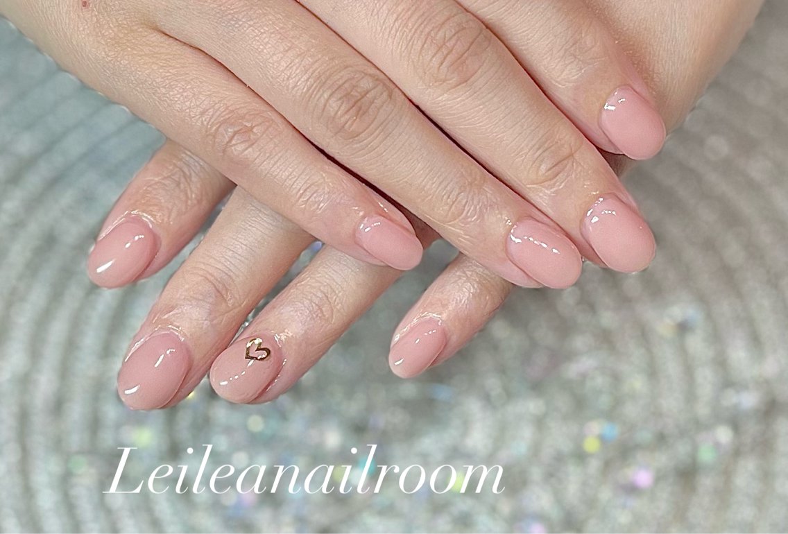 ネイル アートネイル シンプルネイル ハンドネイル レイレア ネイルルームのネイルデザイン