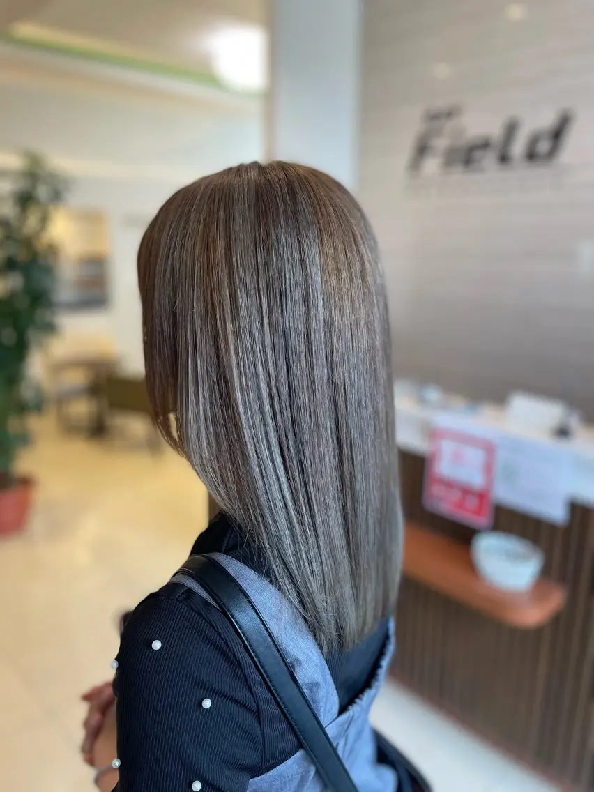 セミロング 仙石 愛のヘアスタイル