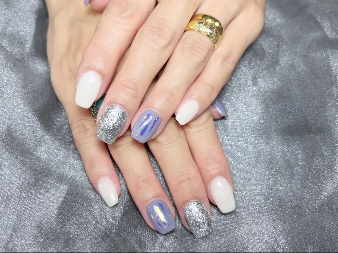 ネイル ハンドネイル H3 Nail Tsuki🦋💙のネイルデザイン