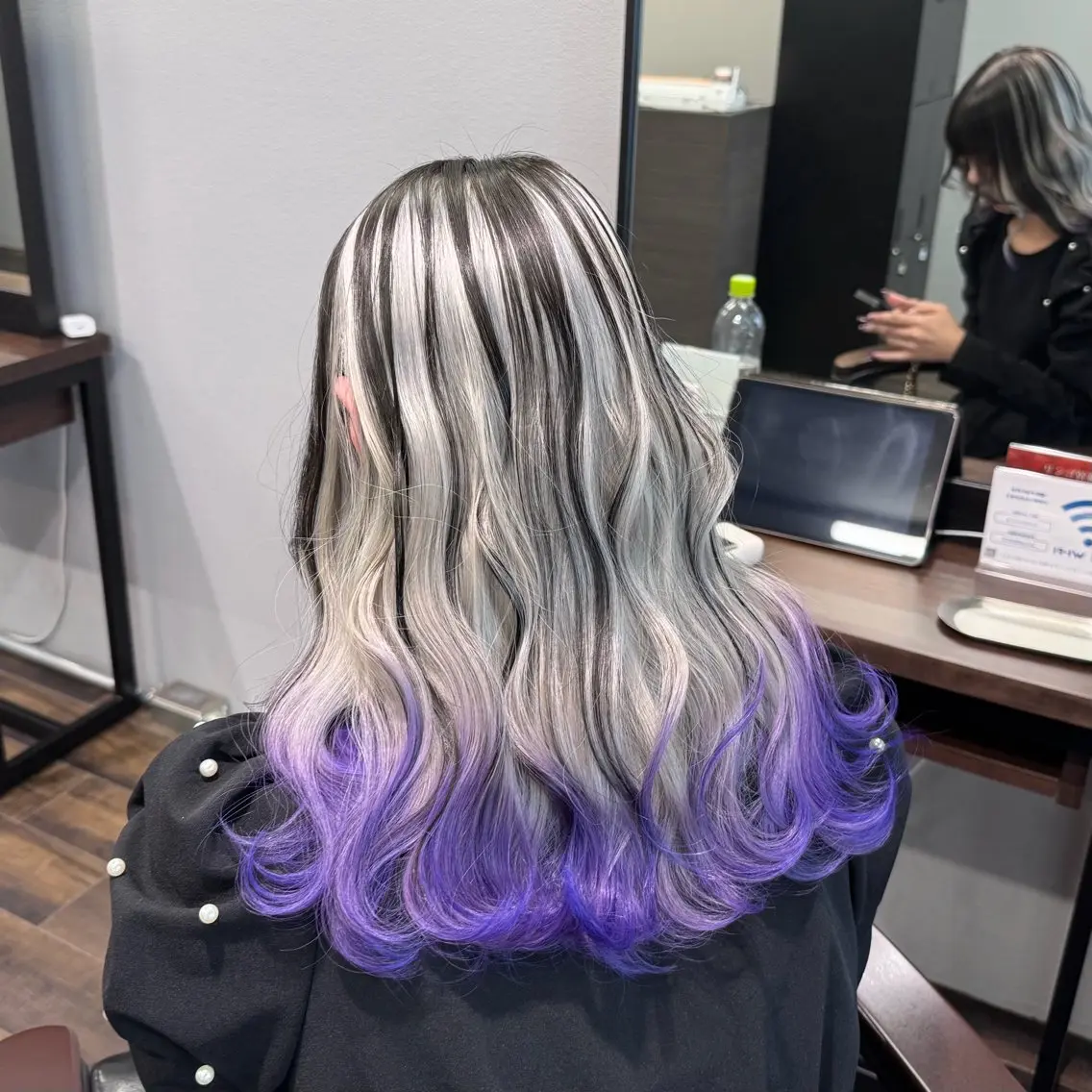 セミロング カラー ブリーチ ケアブリーチ デザインカラー グラデーションカラー ハイライトカラー ヘアカラー トリートメント 🆕ブリーチ髪質改善 👑デザインカラーのヘアスタイル