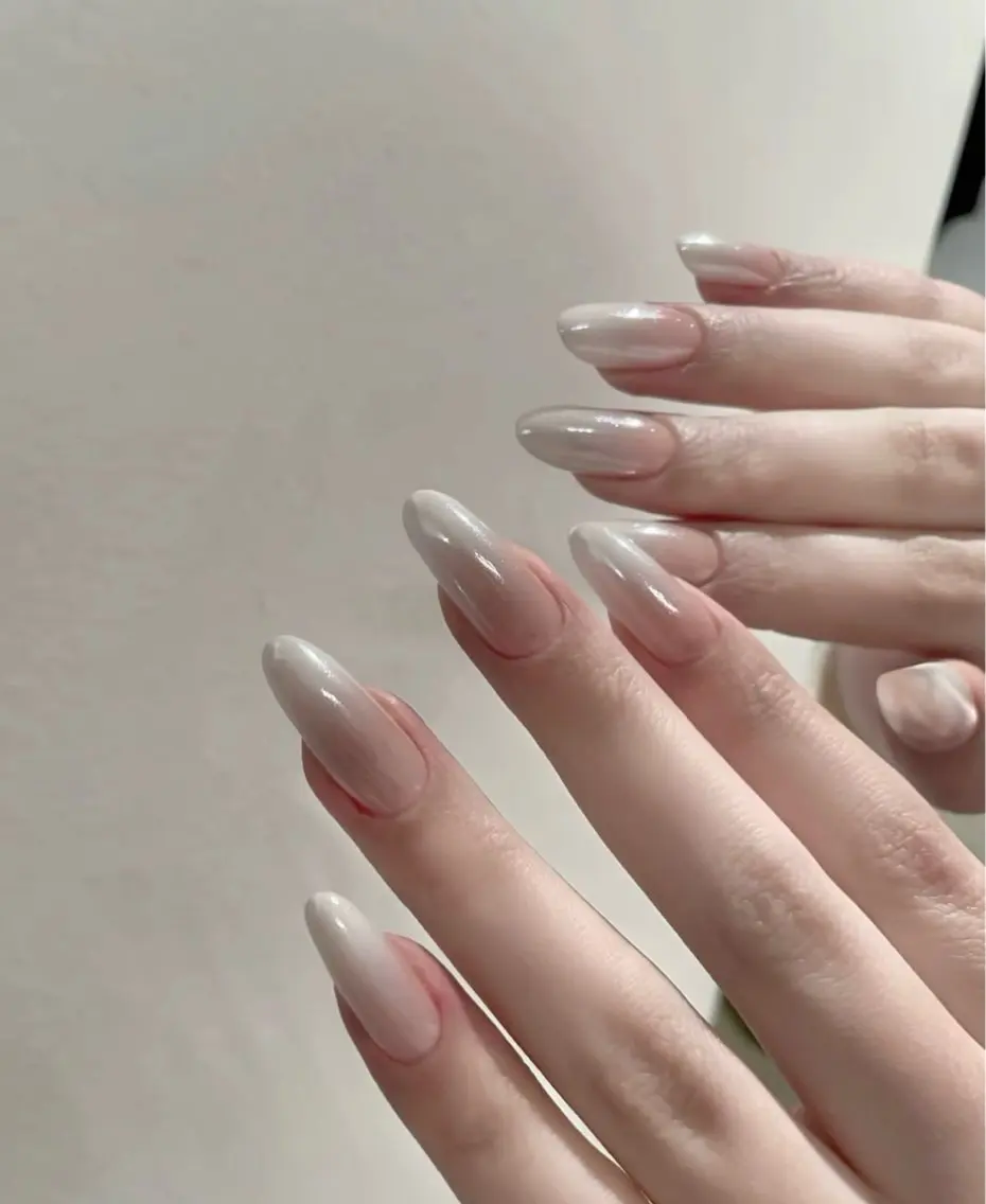ネイル チークネイル 長さ出し フレンチネイル ガーリー 韓国ネイル sun nail池袋 モデル募集のネイルデザイン