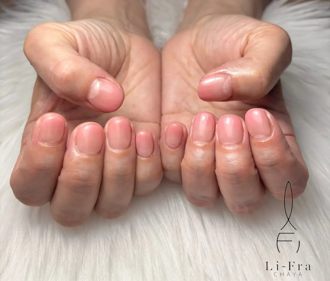 ネイル グラデーション lifra MOKAのネイルデザイン
