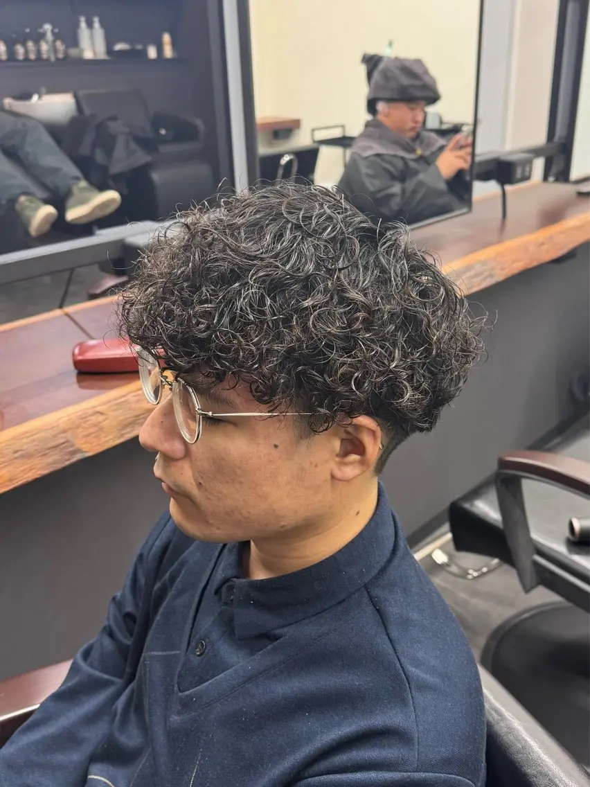 ショート パーマ メンズ メンズパーマ カット パーマ 柏メンズカットパーマ NO.1タイチのヘアスタイル