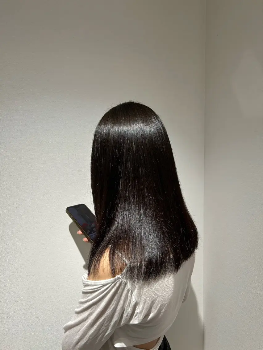 【梅雨前に】美髪ストレート矯正 + treatment(ロング料金込)の写真