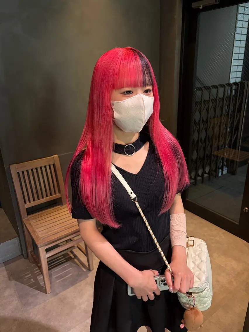 ロング カット ヘアカラー 山本 夏樹のヘアスタイル