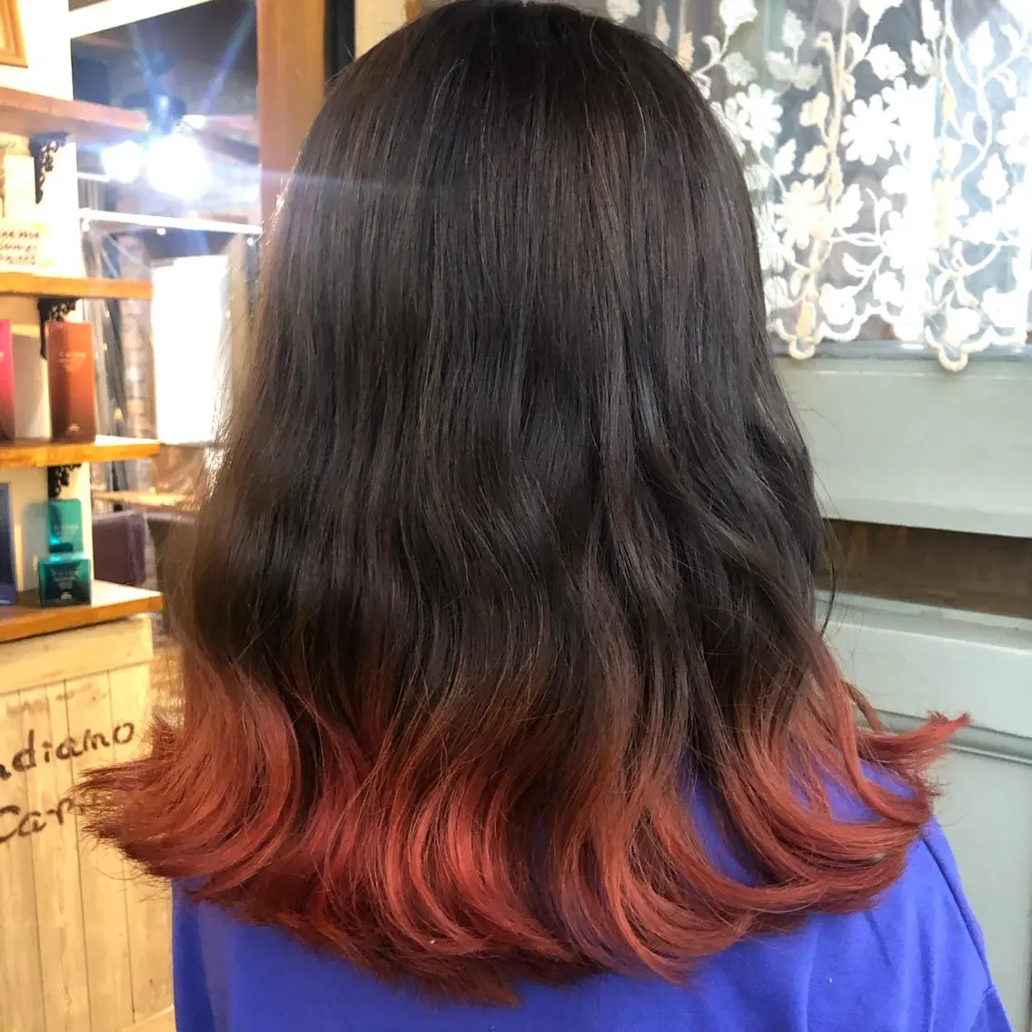 セミロング カット ヘアカラー やました りなのヘアスタイル