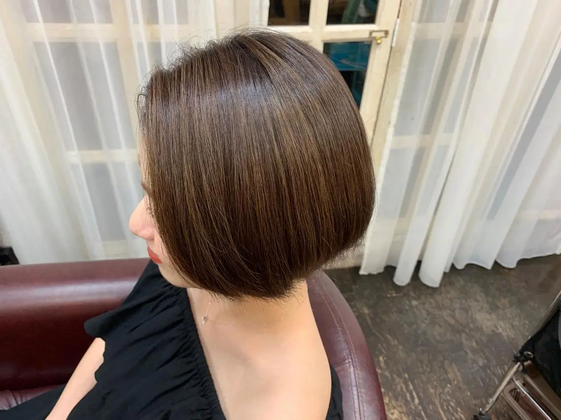 カラー ベージュカラー ダブルカラー フォギーベージュ メッシュ カラーモデル募集ෆ SAEのヘアスタイル
