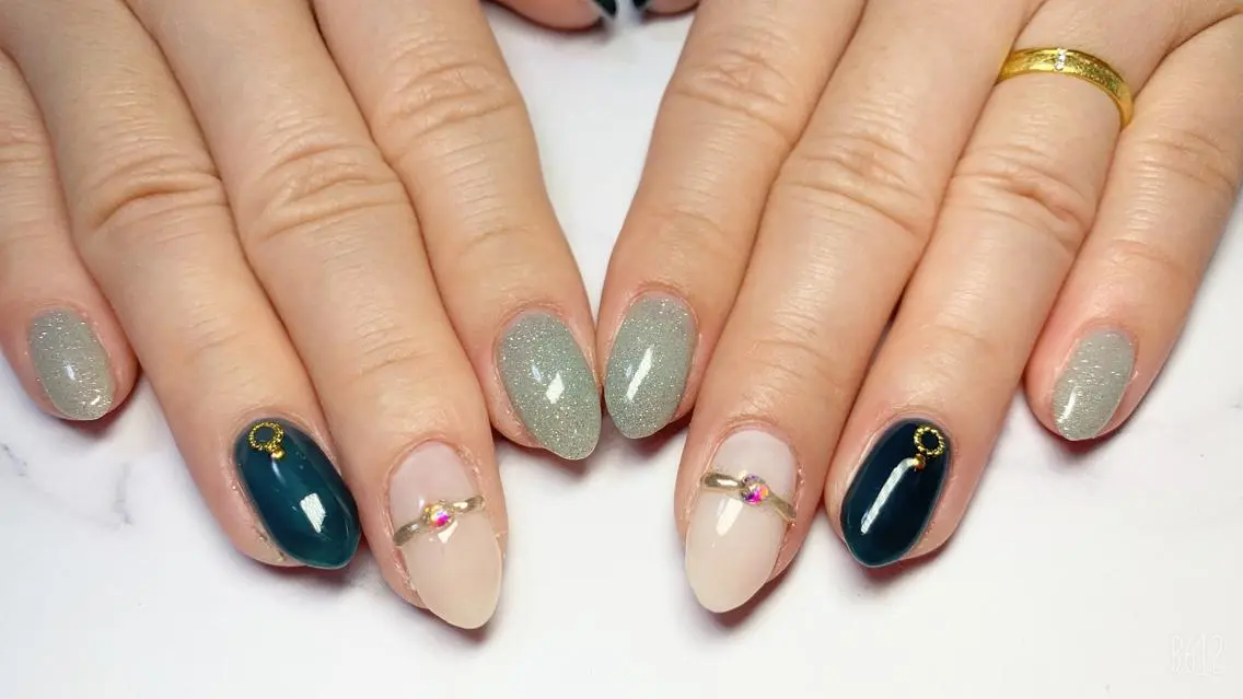 ネイル ハンドネイル Mani Nailsのネイルデザイン