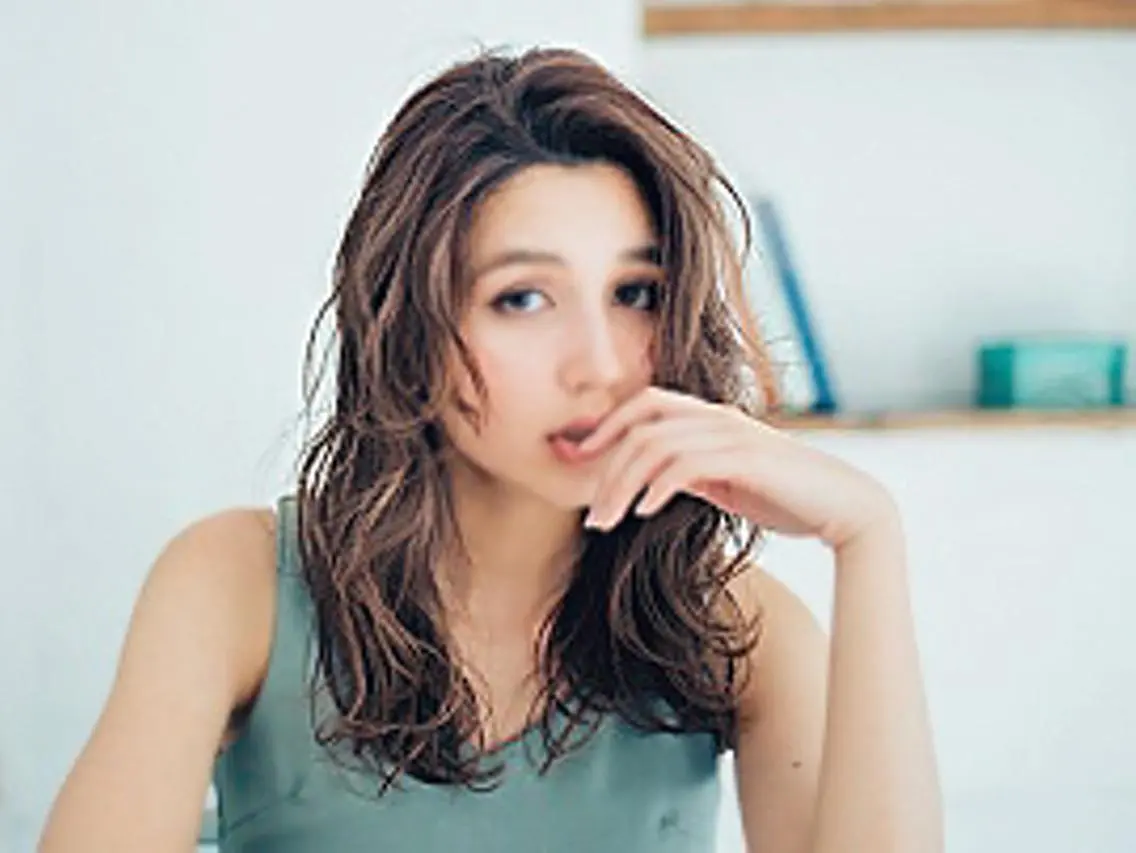 セミロング カラー パーマ カット ヘアカラー トリートメント amie三宮店 アミのヘアスタイル