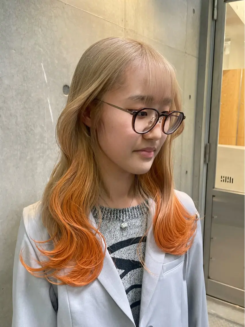 ロング カラー イヤリングカラー カット ヘアカラー トリートメント トレンドカラー🥣／ ヘアアレンジ✩.*˚のヘアスタイル