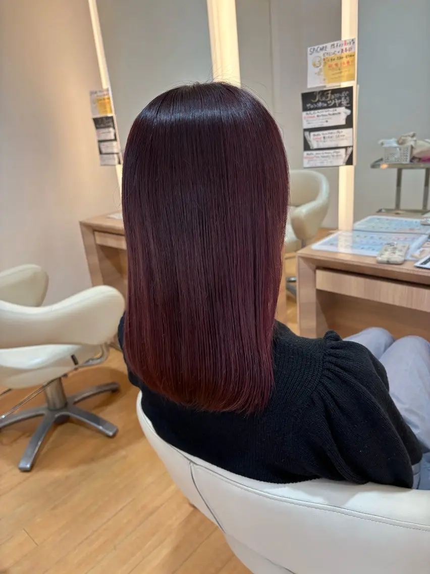 セミロング カラー カット ヘアカラー トリートメント 越智 咲穂のヘアスタイル