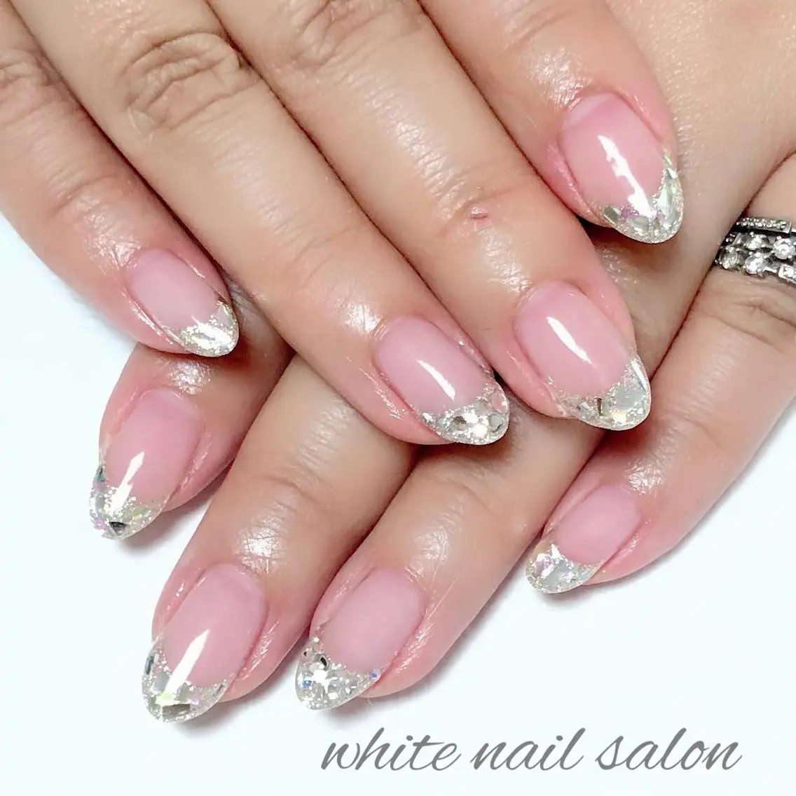 ネイル アートネイル フレンチネイル ジェルネイル ハードジェル 持ち込み white nail salonのネイルデザイン