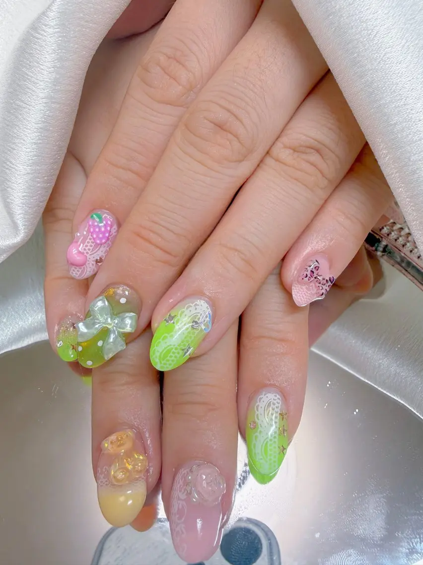 ネイル ハンドネイル IZUMI YUKIのネイルデザイン
