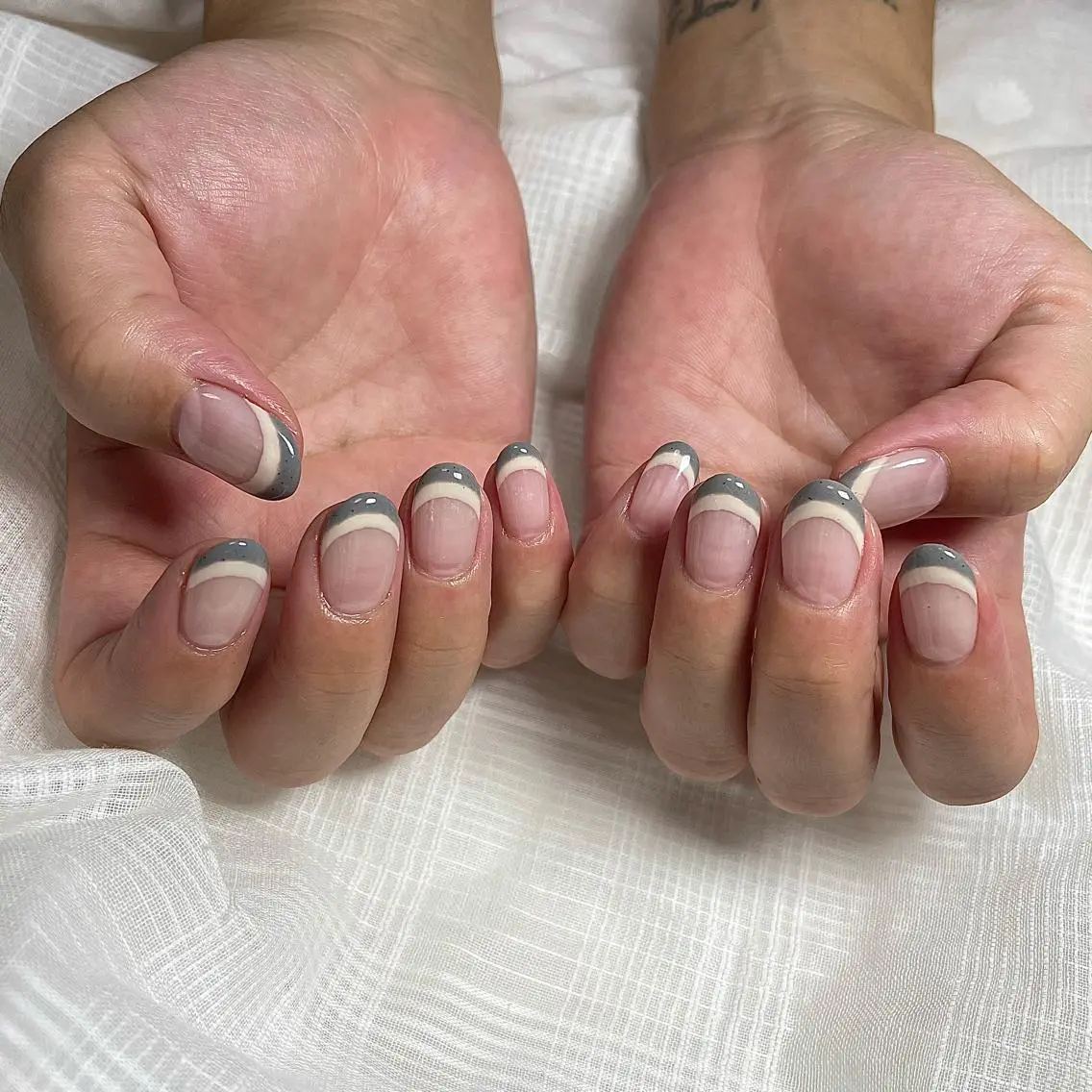 ネイル フレンチネイル ハンドネイル Nailsalon BLOOM🌷 山崎のネイルデザイン