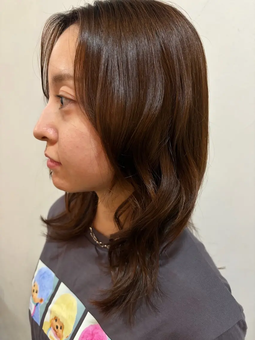 ミディアム ユウヒ <レイヤー·パーマ>のヘアスタイル