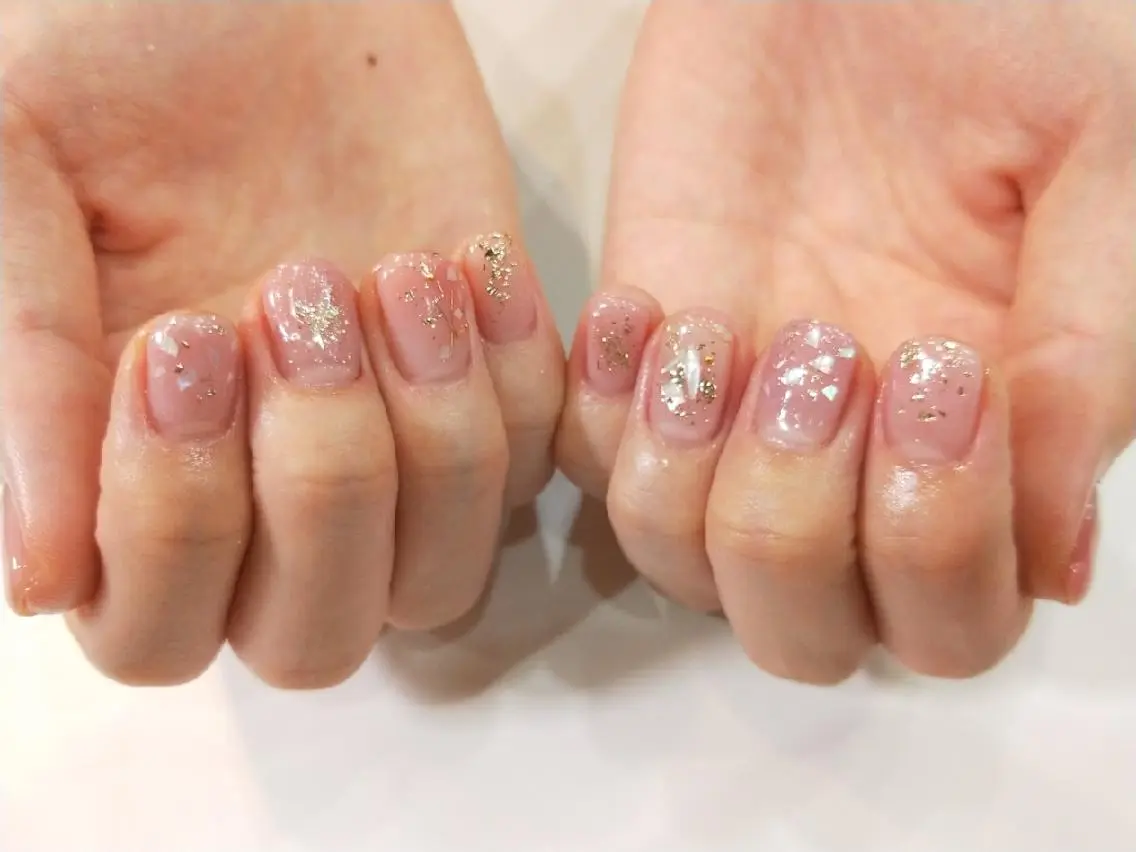 ネイル ハンドネイル ハンドケア はばすみれ🎀ﾈｲﾙ 光ﾌｪｲｼｬﾙ ﾍｱのネイルデザイン
