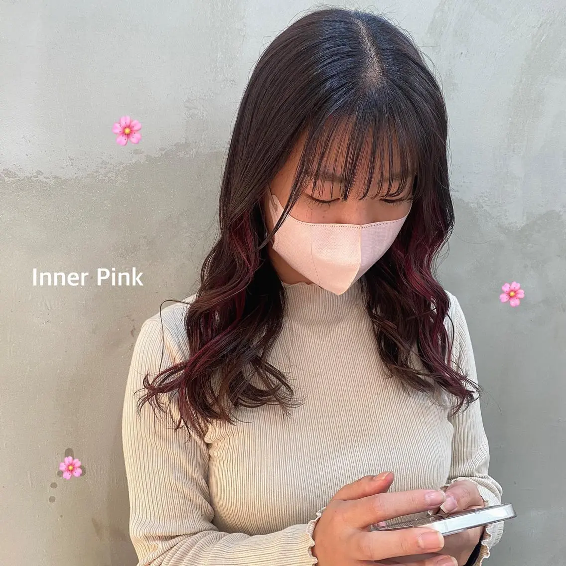 セミロング カラー ブリーチ ピンクカラー SOURCE 茶屋町　奥井杏奈のヘアスタイル