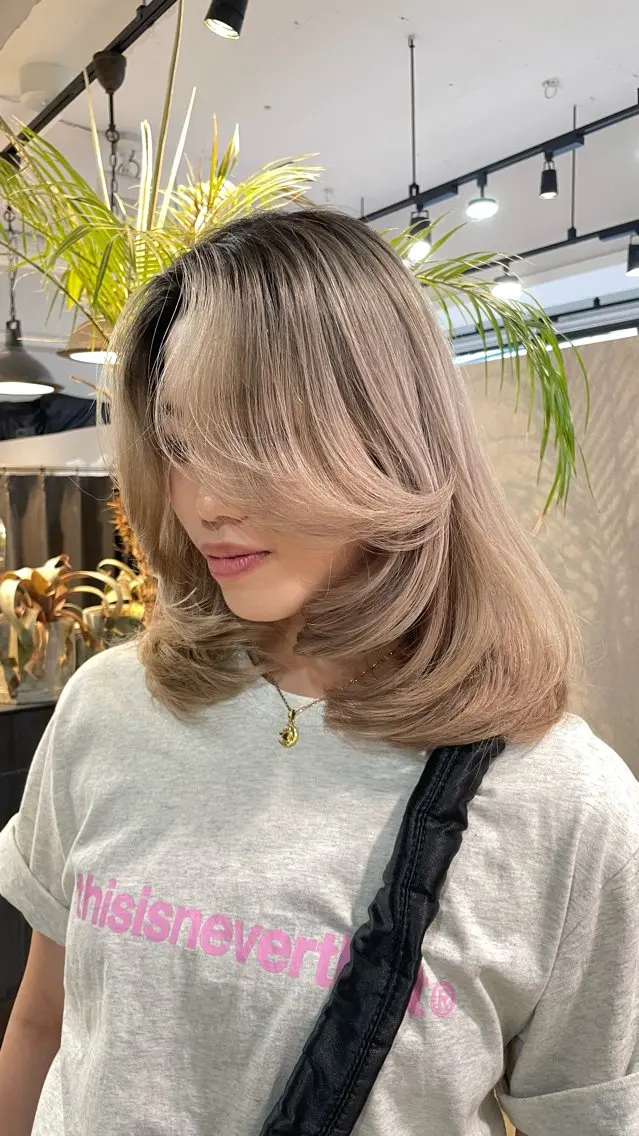 セミロング レイヤーカット 海外レイヤー/ボブ 海外Style優志のヘアスタイル