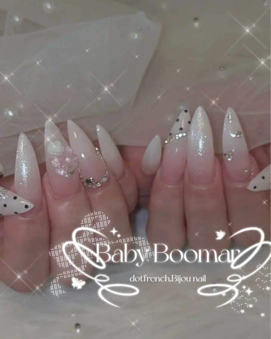 ネイル ハンドネイル LUANA ジュリのネイルデザイン