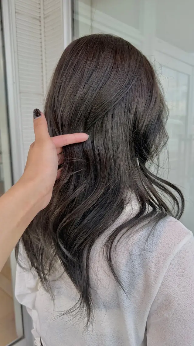 ミディアム カラー ヘアアレンジ ヘアカラー ヒナ𓍯 ブリーチ/カラーのヘアスタイル