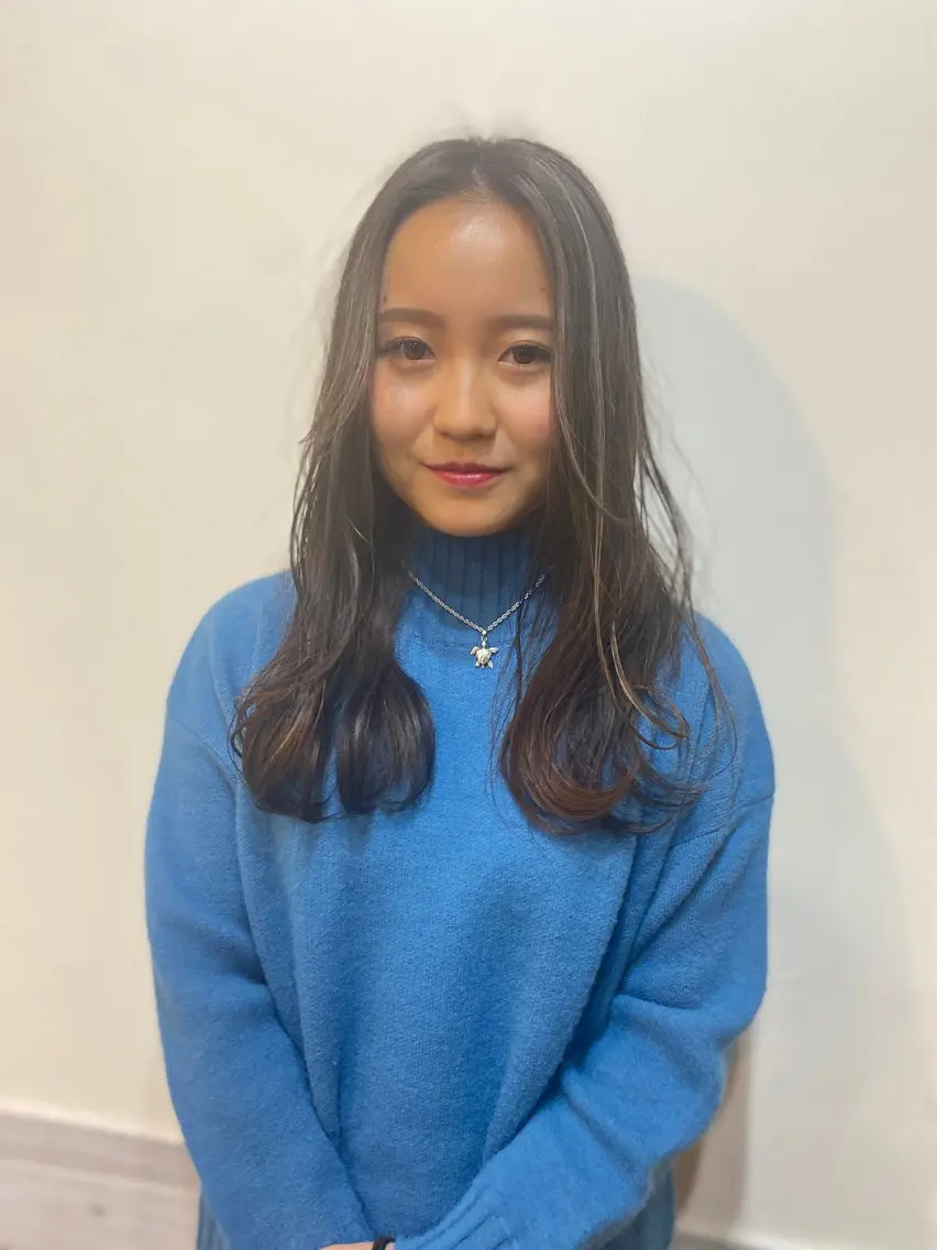 ロング カラー ミストバング フェイスフレーミング ハイライトカラー ハイライト カット ヘアカラー トリートメント 女性指名人気no.1 尾崎のヘアスタイル