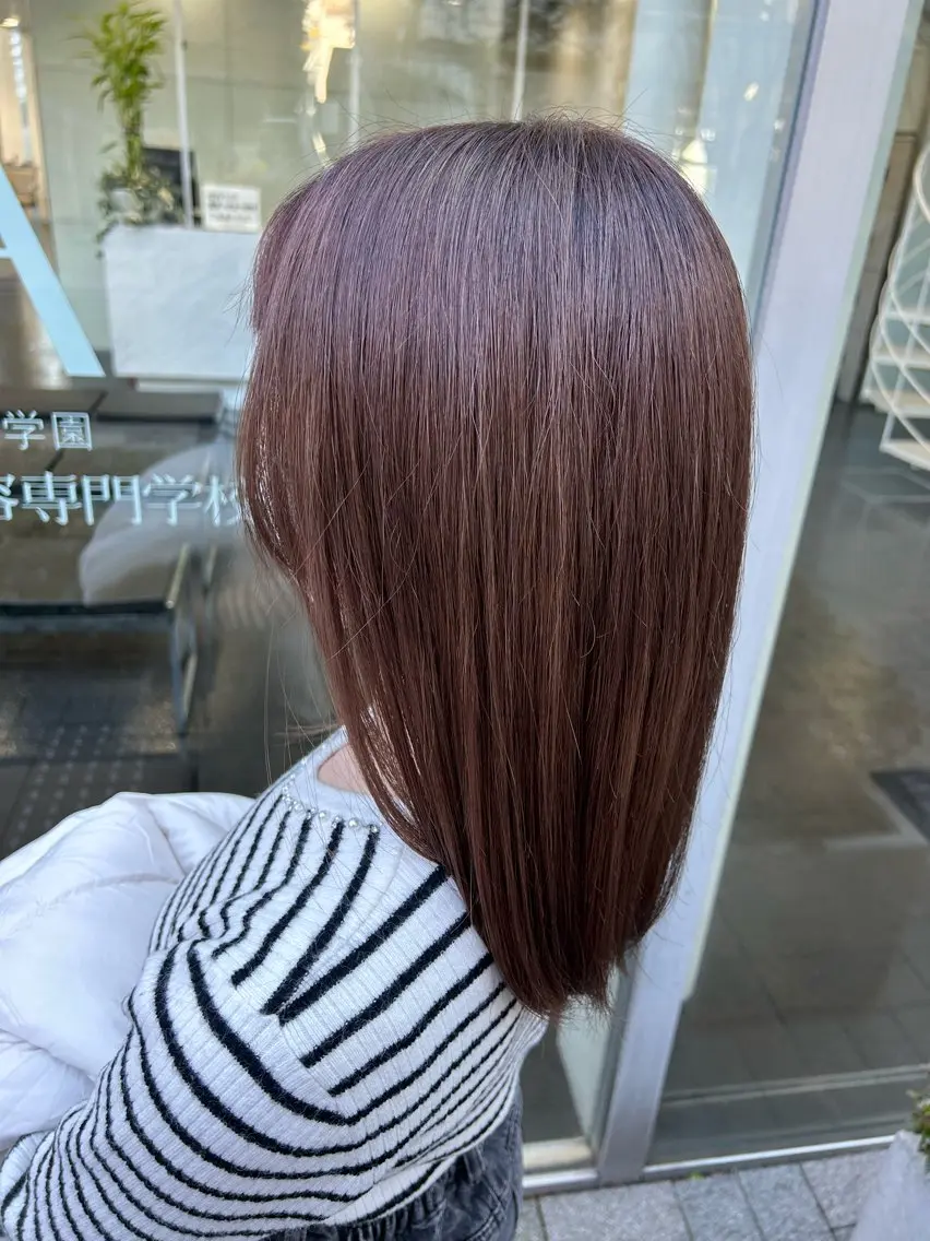 セミロング カラー ブラウンカラー ピンクカラー ピンクブラウン ayane🎀／ メンズカットのヘアスタイル