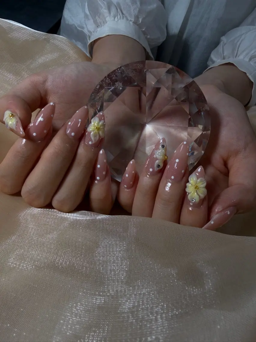 ネイル ハンドネイル Rinaky Amee Nailのネイルデザイン