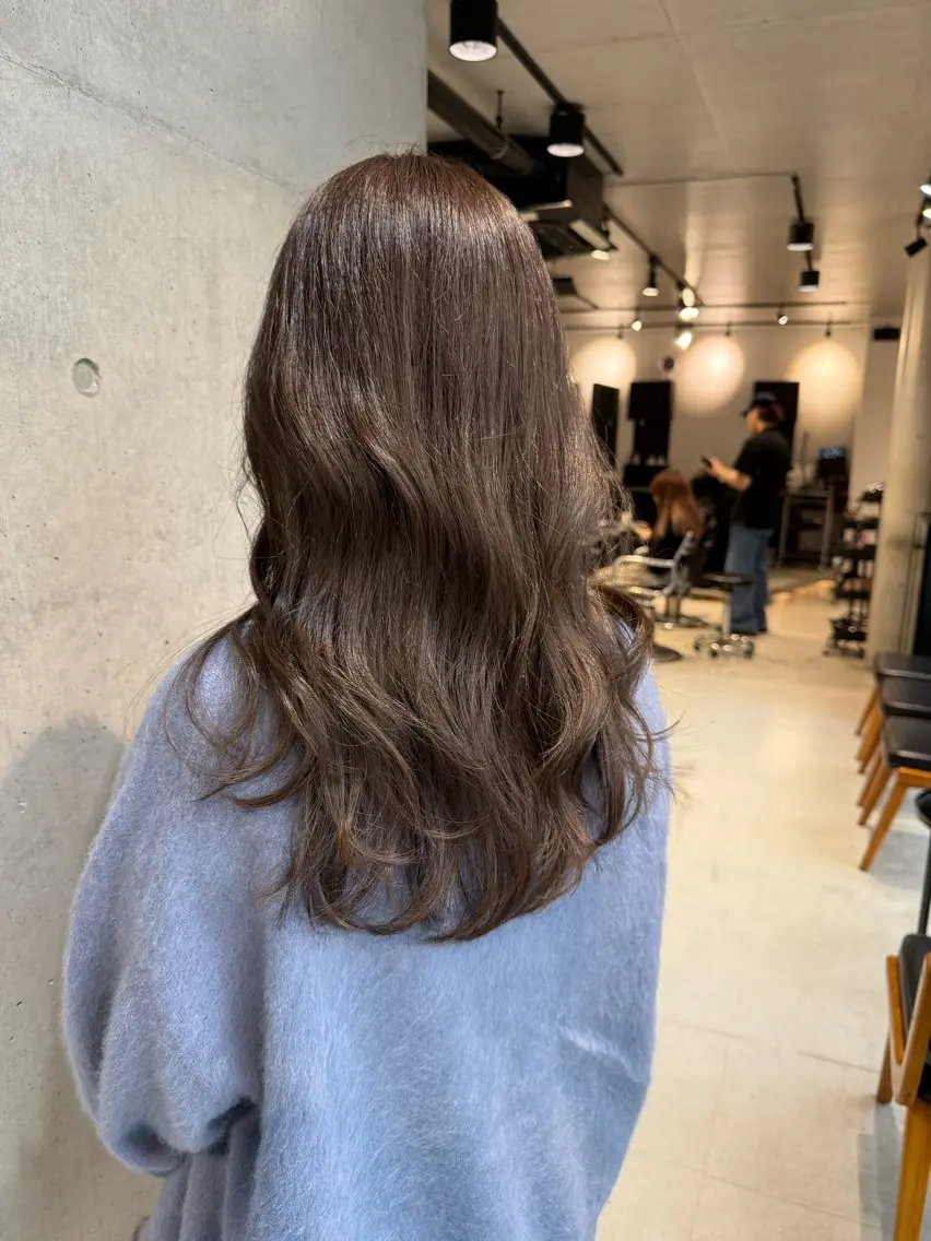 セミロング カラー カット ヘアカラー トリートメント 【銀座】艶髪/上品な カラー特化/涼/駅近のヘアスタイル