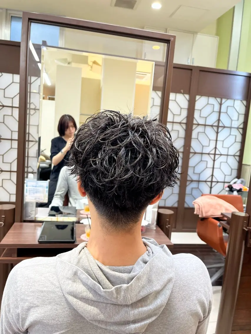 ショート パーマ メンズ マッシュ メンズパーマ 刈り上げ 🧊メンズ特化🧊 高木航希のヘアスタイル
