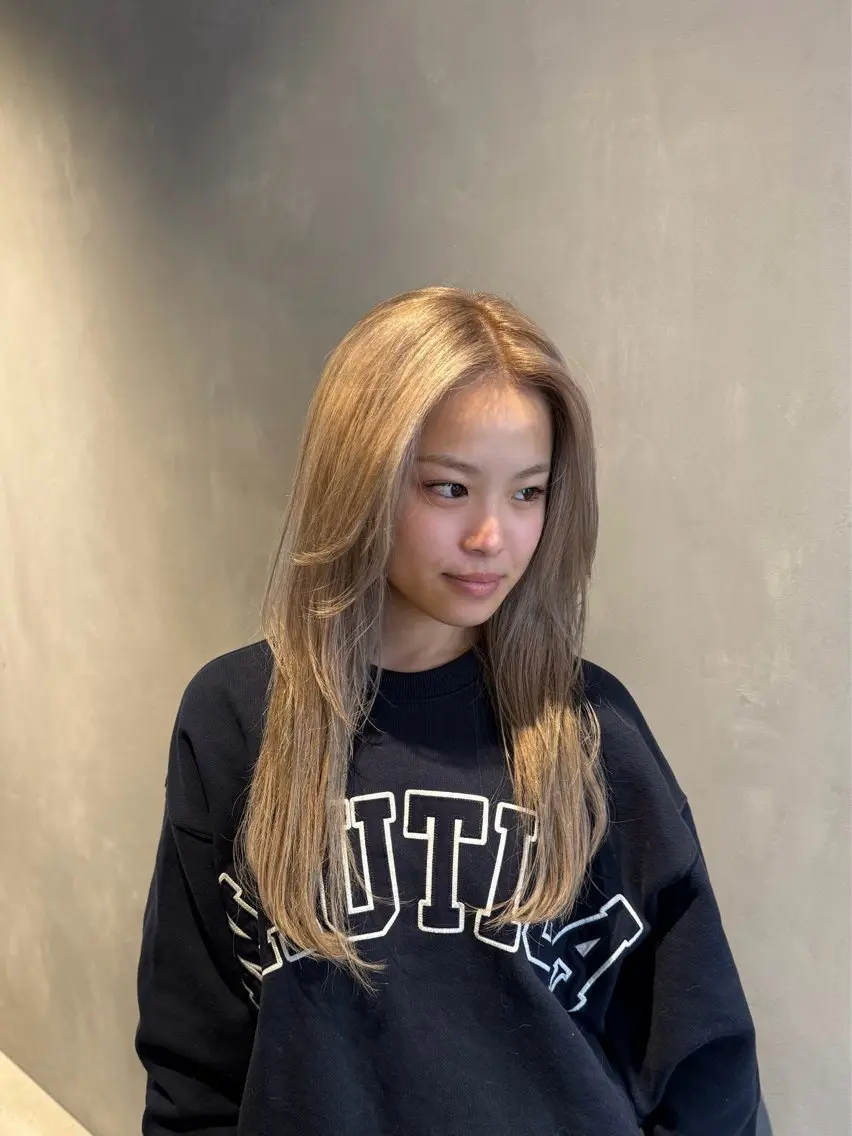 【ブリーチあり‼️】カット➕ダブルカラー➕シルクトリートメント✨の写真