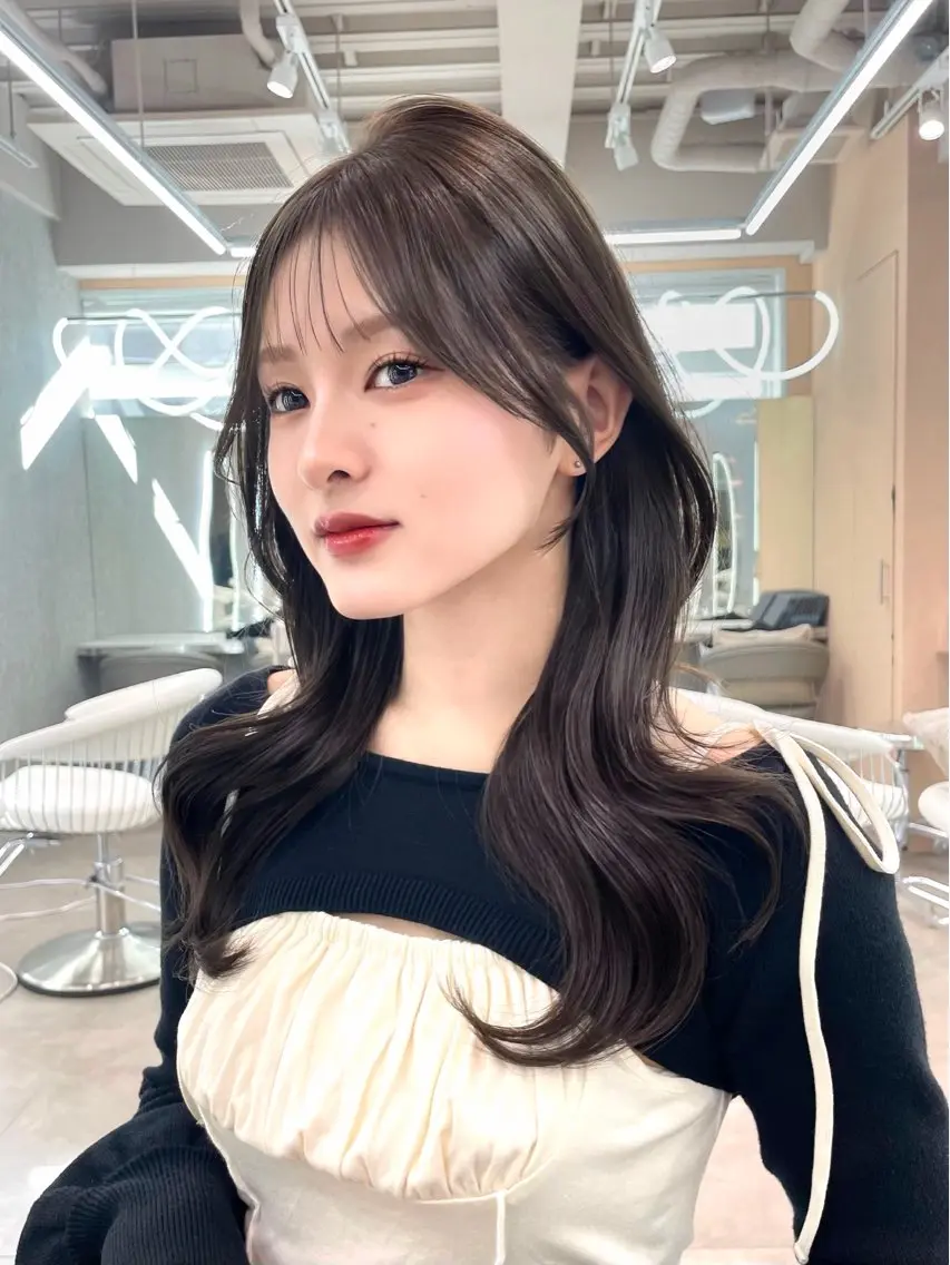 セミロング カラー ヘアアレンジ ベージュカラー ブリーチ 透明感カラー ダブルカラー ヘーゼル ヘアカラー トリートメント ヘアセット 縮毛矯正ブリーチなし 🍒❤ゆうきのヘアスタイル