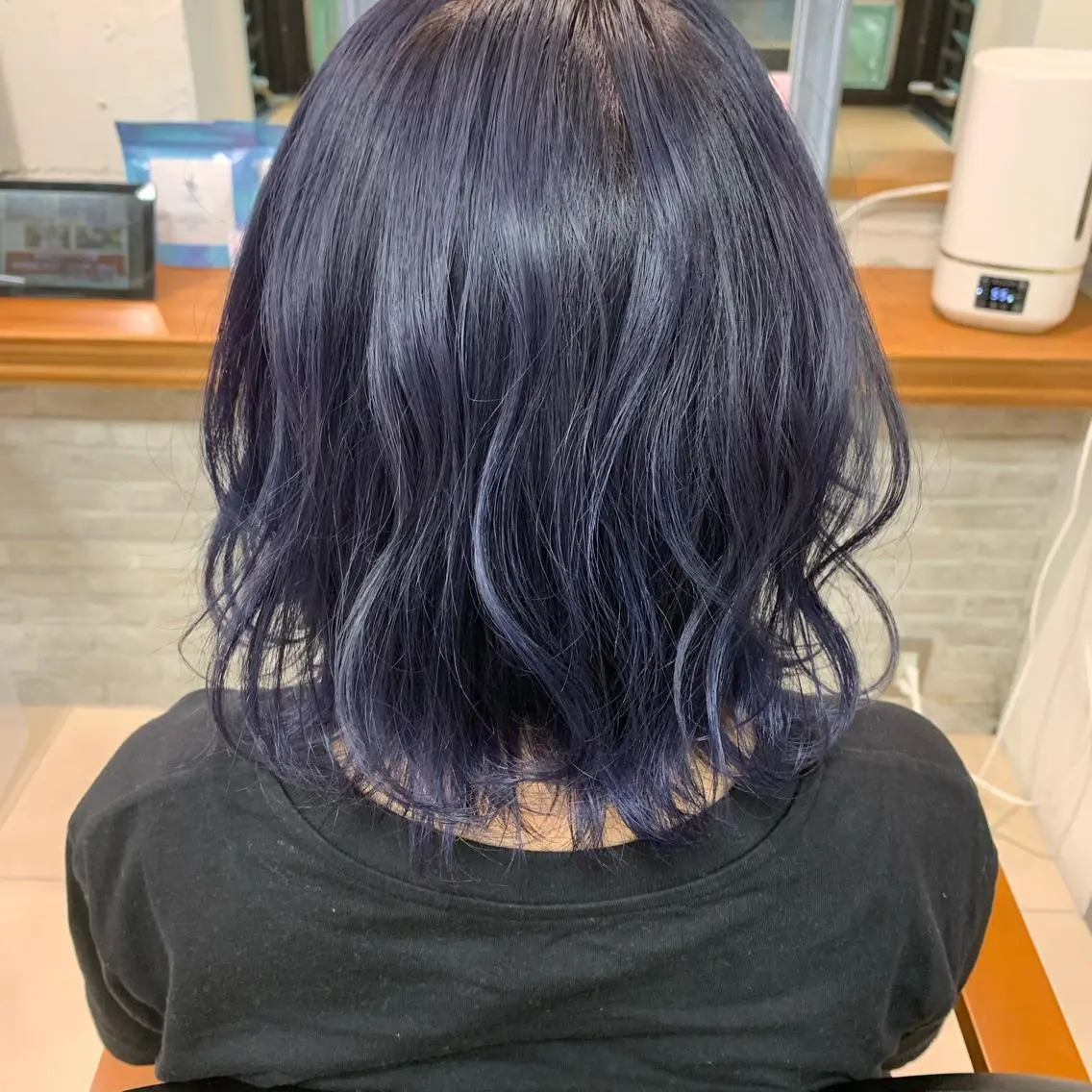 ミディアム カラー 透明感ハイトーン🦄 キラ🌈のヘアスタイル