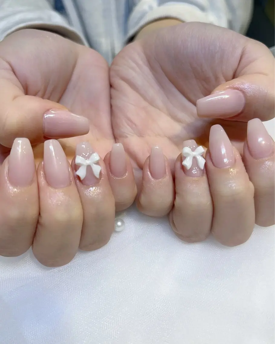 ネイル アートネイル ガーリー 韓国ネイル 持ち込み ワンホンネイル KOKONA 🎀のネイルデザイン