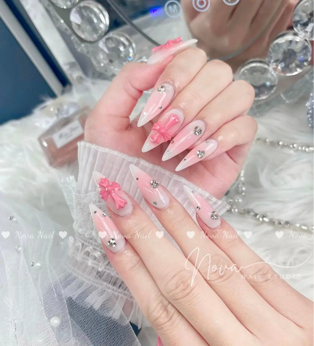 ネイル アートネイル 韓国ネイル オフィスネイル ピンク ピンクベージュ ハンドネイル ハンドケア Kitty Nail Novaのネイルデザイン
