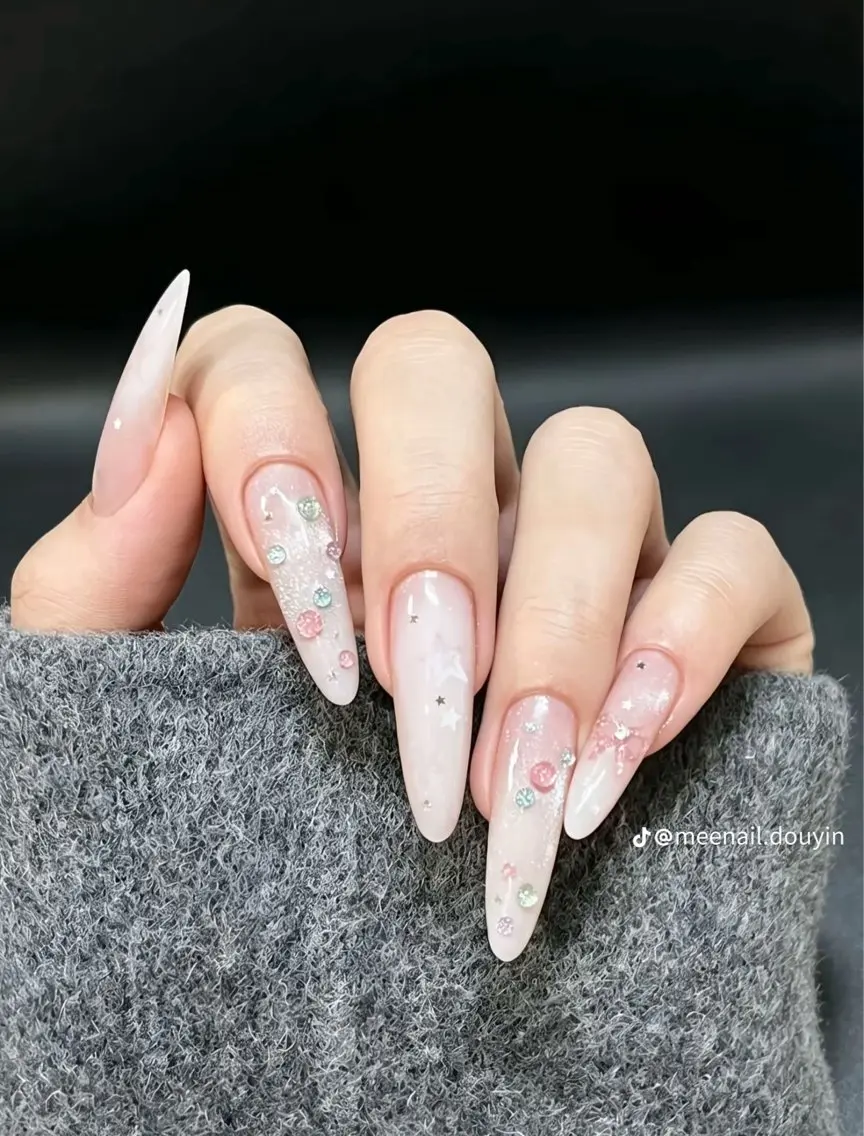 ネイル 韓国ネイル マグネットネイル 持ち込み ハンドネイル Dyo Nail_Royalのネイルデザイン