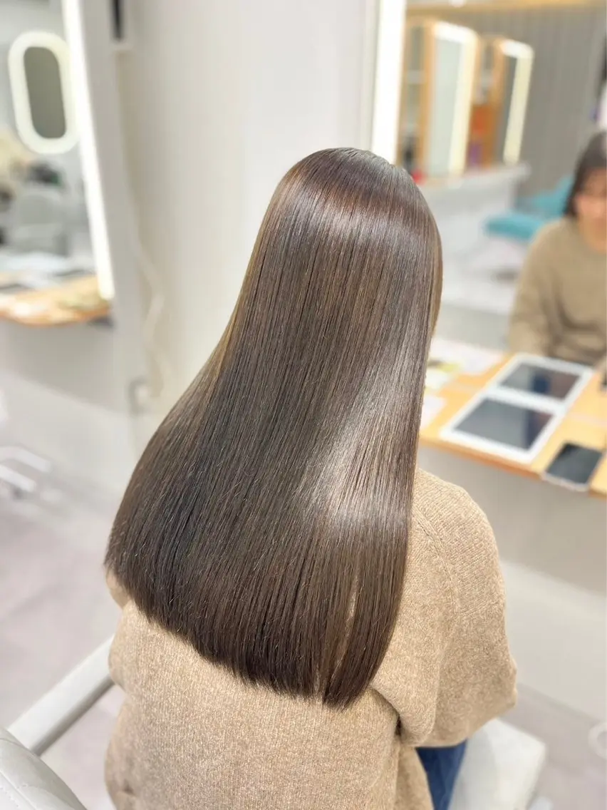 ロング 縮毛矯正 髪質改善ELSA元町 城内譲のヘアスタイル