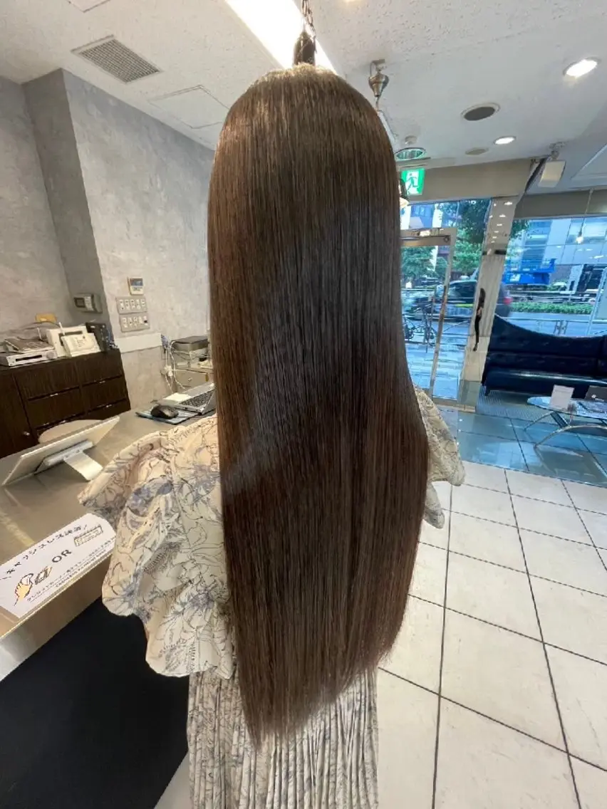 【赤み消したい人必見‼️】オリーブ系ワンカラー➕アロマシャンプーの写真