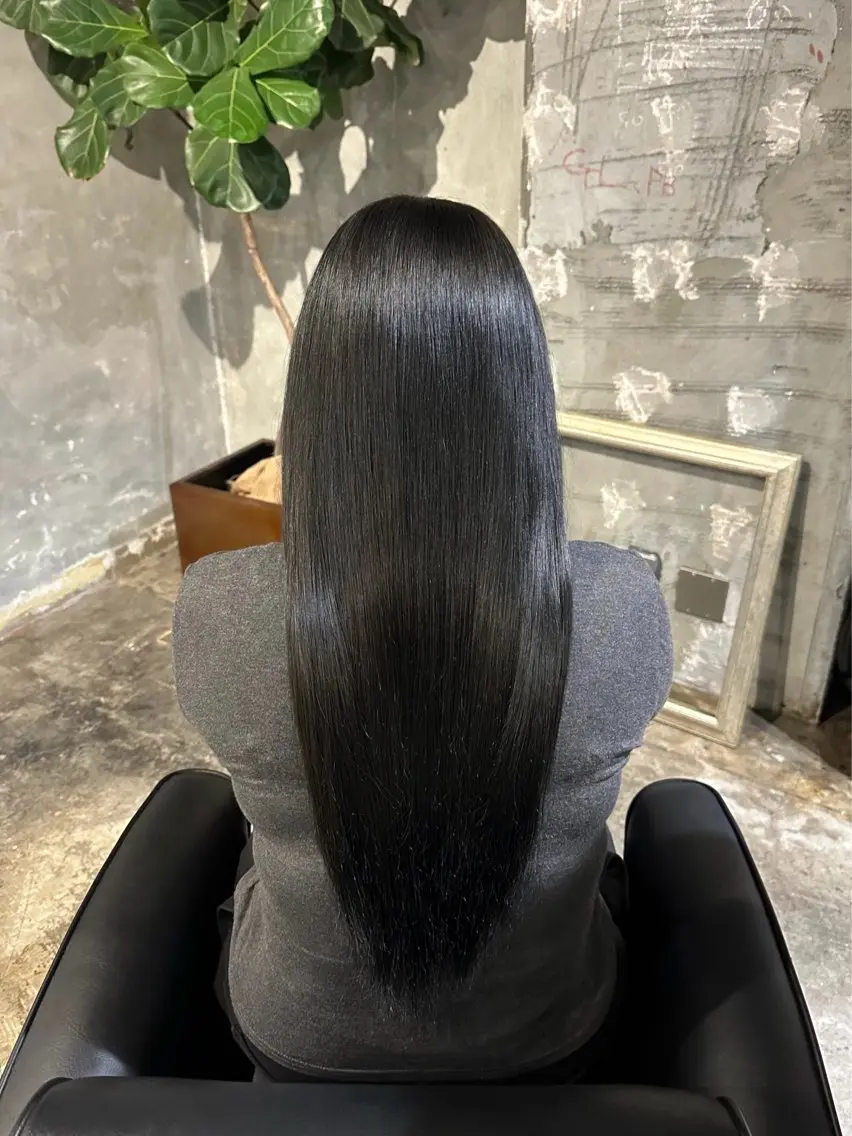 ロング ヘアカラー ami 🪷ワンカラーのヘアスタイル