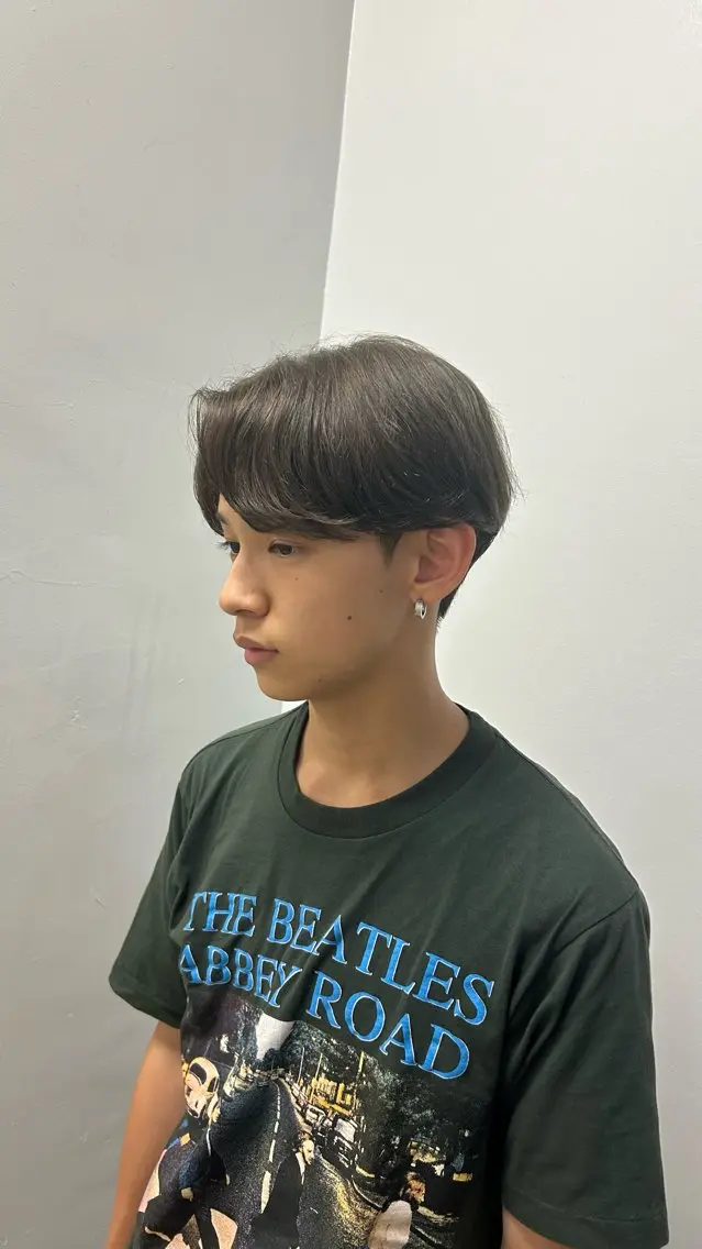 カラー パーマ ヘアアレンジ メンズ メンズパーマ グレージュ オリーブグレージュ オリーブグレー ニュアンスパーマ 💎韓国/ レイヤー カット/ 暖色🫧のヘアスタイル
