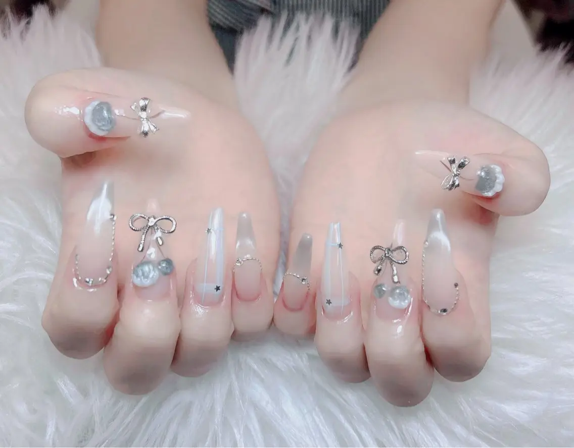 ネイル アートネイル フレンチネイル ジェルネイル 韓国ネイル マグネットネイル Lenie Nail Salonのネイルデザイン